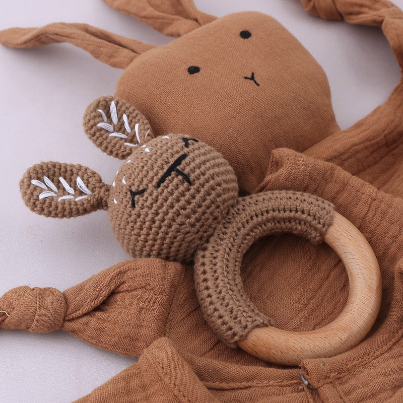 Newborn Gift Set Cotton Towel Wooden Toy Pacifier Chain Brush Set